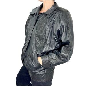 Vintage 80s 90s black leather batwing oversized jacket S
